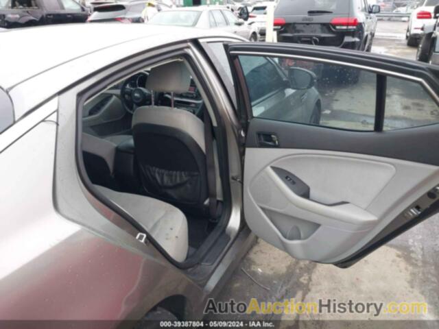 KIA OPTIMA LX, 5XXGM4A77EG325806