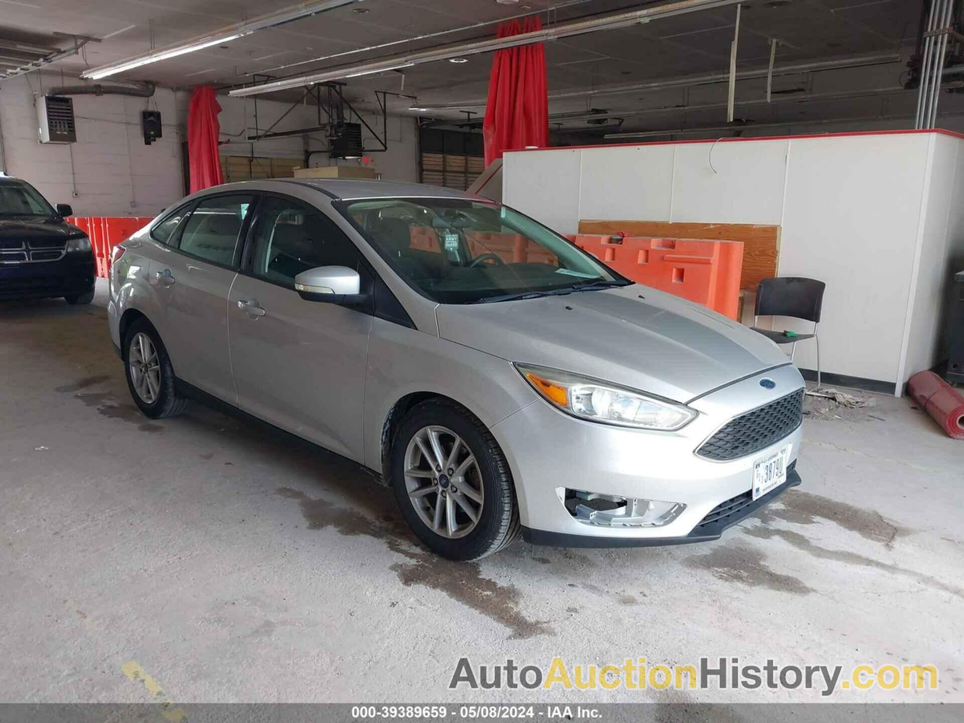 FORD FOCUS SE, 1FADP3F29HL309439