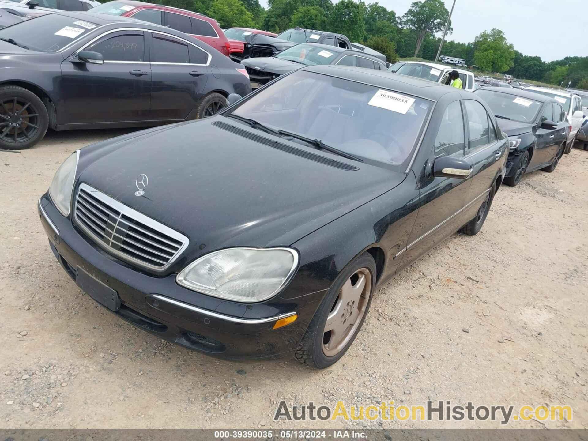 MERCEDES-BENZ S 500 BASE, WDBNG75J72A235390