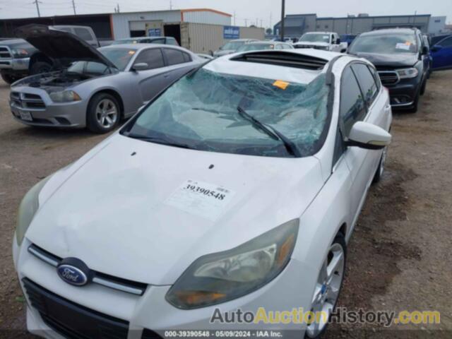 FORD FOCUS TITANIUM, 1FAHP3N25CL329604