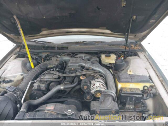 FORD THUNDERBIRD SUPER COUPE, 1FAPP64R1KH157956
