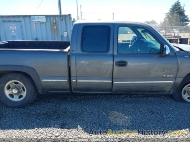 CHEVROLET SILVERADO 1500 LS, 2GCEC19TX11205301