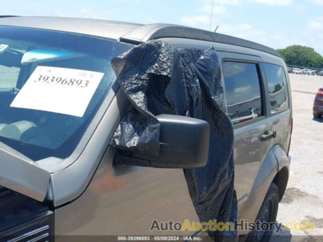 DODGE NITRO SLT, 1D8GT58KX7W579399