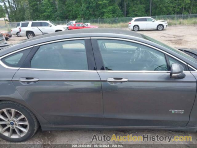 FORD FUSION ENERGI TITANIUM, 3FA6P0SU5HR209595