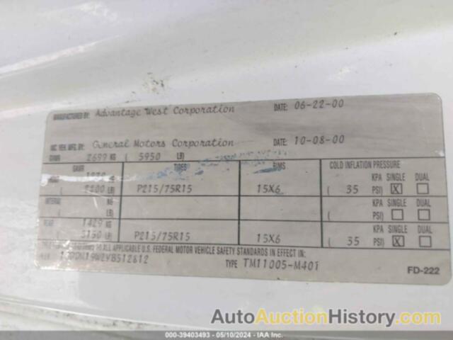 GMC SAFARI XT, 1GDDM19W2YB512812