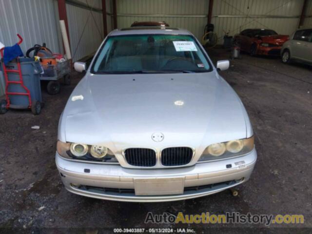 BMW 530IA, WBADT63423CK31007