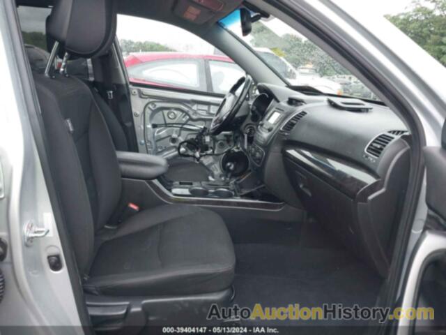 KIA SORENTO LX, 5XYKT4A6XEG489874