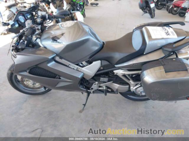 HONDA VFR800, JH2RC46038M000079