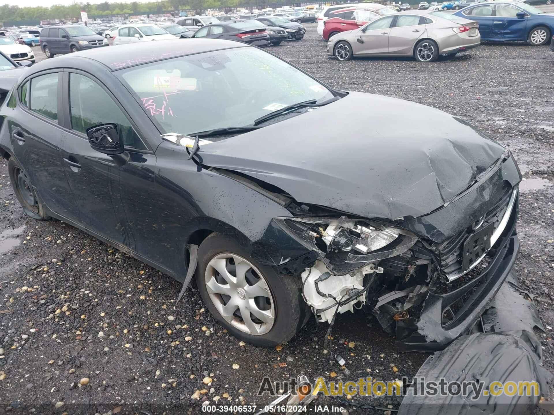 MAZDA 3 SPORT, 3MZBN1U72JM211137