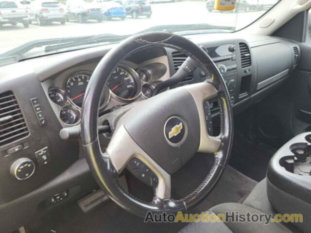 CHEVROLET SILVERADO 1500 LT, 1GCSKSE3XAZ282825