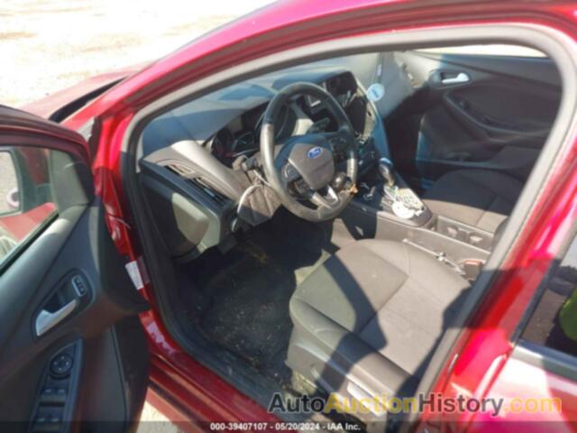 FORD FOCUS SE, 1FADP3K28FL364046