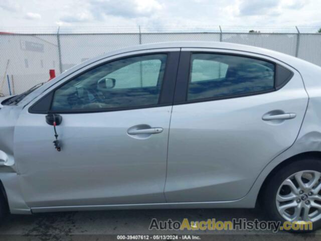 TOYOTA YARIS IA, 3MYDLBYV6JY325782