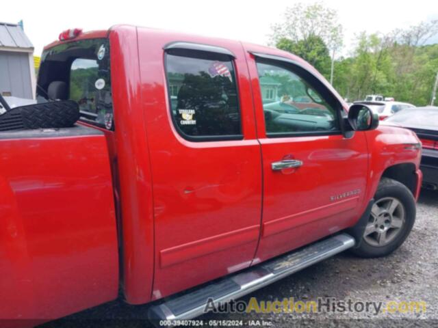 CHEVROLET SILVERADO 1500 K1500 LT, 1GCRKSE32BZ258230