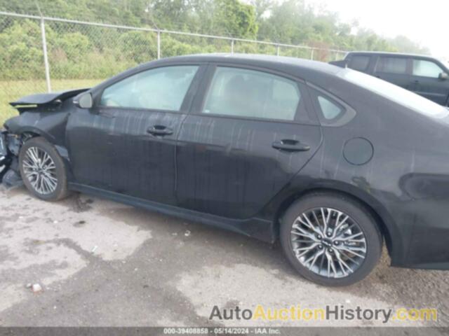 KIA FORTE GT LINE, 3KPF54AD6RE738345