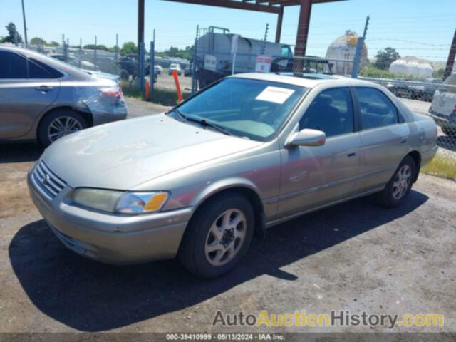 TOYOTA CAMRY LE V6/XLE V6, JT2BF28K6W0089647