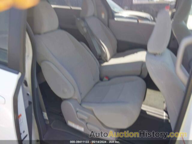 TOYOTA SIENNA LE 8 PASSENGER, 5TDKZ3DC0JS915398