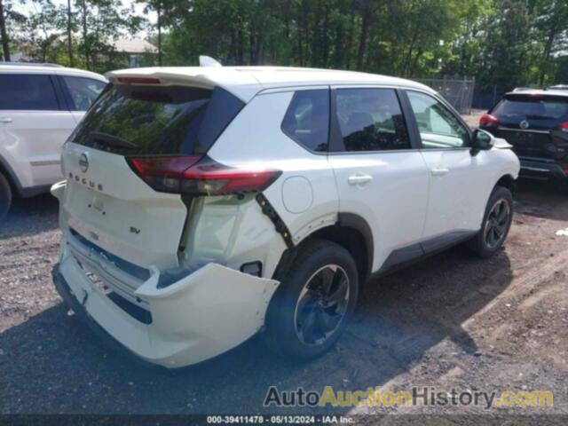 NISSAN ROGUE SV FWD, 5N1BT3BA3RC672536