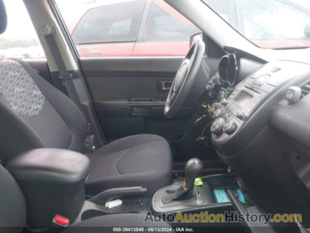 KIA SOUL +, KNDJT2A25B7300537