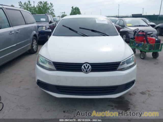 VOLKSWAGEN JETTA 2.0L S, 3VW2K7AJ3BM390897