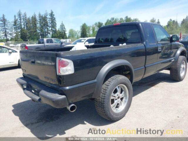 CHEVROLET S-10 LS, 1GCCT19W928245045