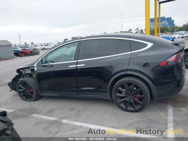 TESLA MODEL X, 5YJXCBE49GF005254