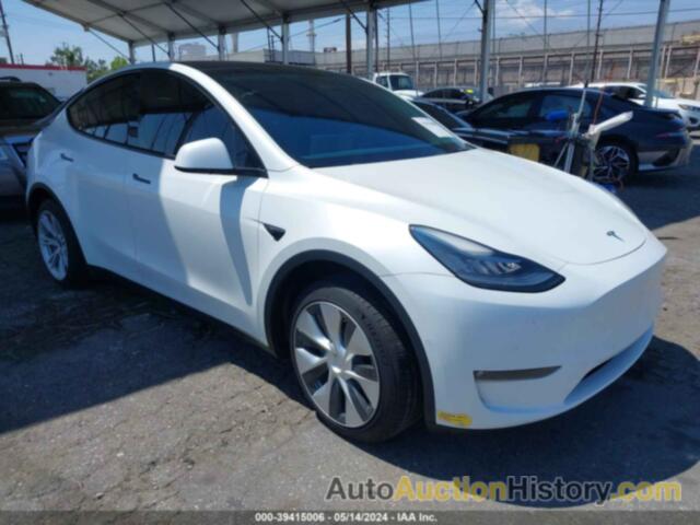 TESLA MODEL Y, 5YJYGDEE0MF203584