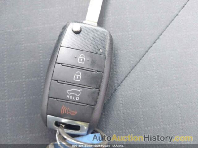 KIA SORENTO LX/L, 5XYPG4A3XGG058910