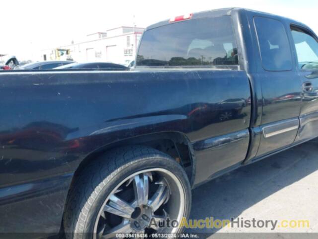 CHEVROLET SILVERADO 1500 LS, 2GCEC19T051241052