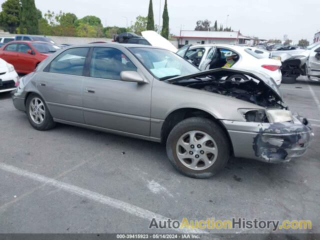 TOYOTA CAMRY LE/XLE, JT2BF28K1X0200641