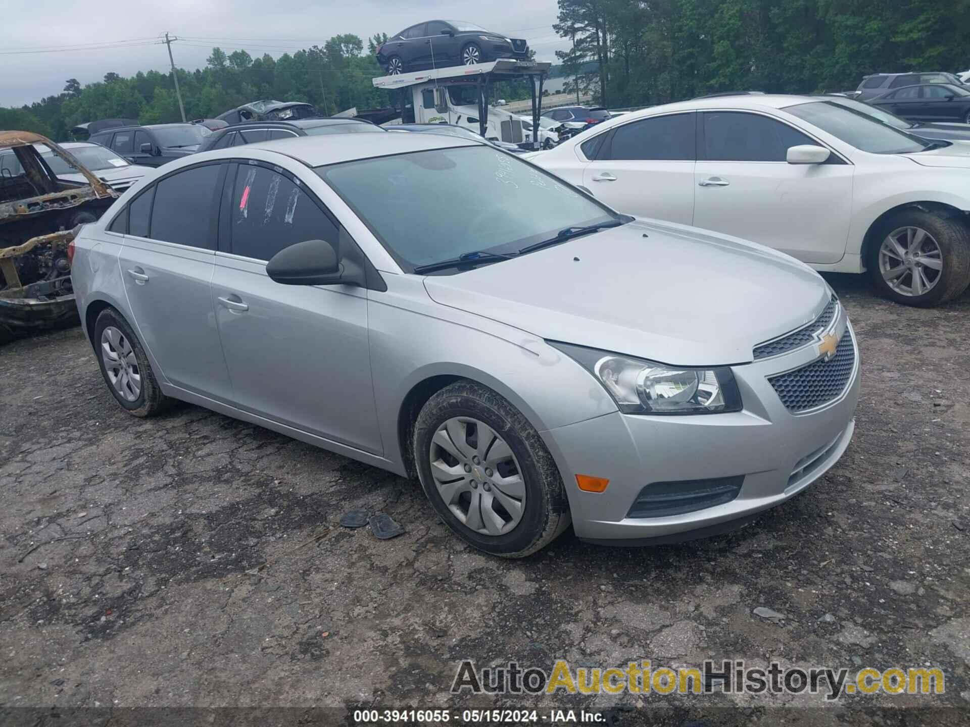 CHEVROLET CRUZE LS, 1G1PC5SH8C7342760