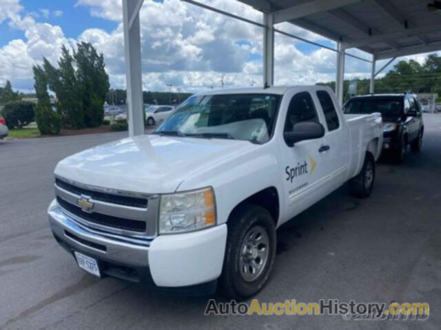 CHEVROLET SILVERADO 1500 LT, 1GCRKSE32BZ435939