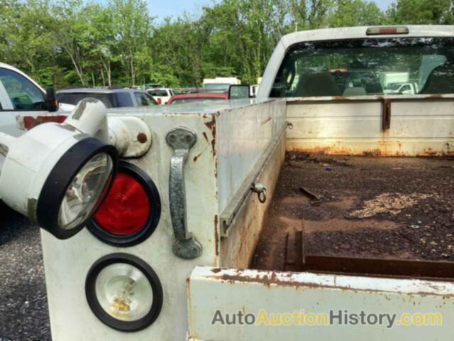 FORD F-250 XL/XLT, 1FTNF21558EE01973