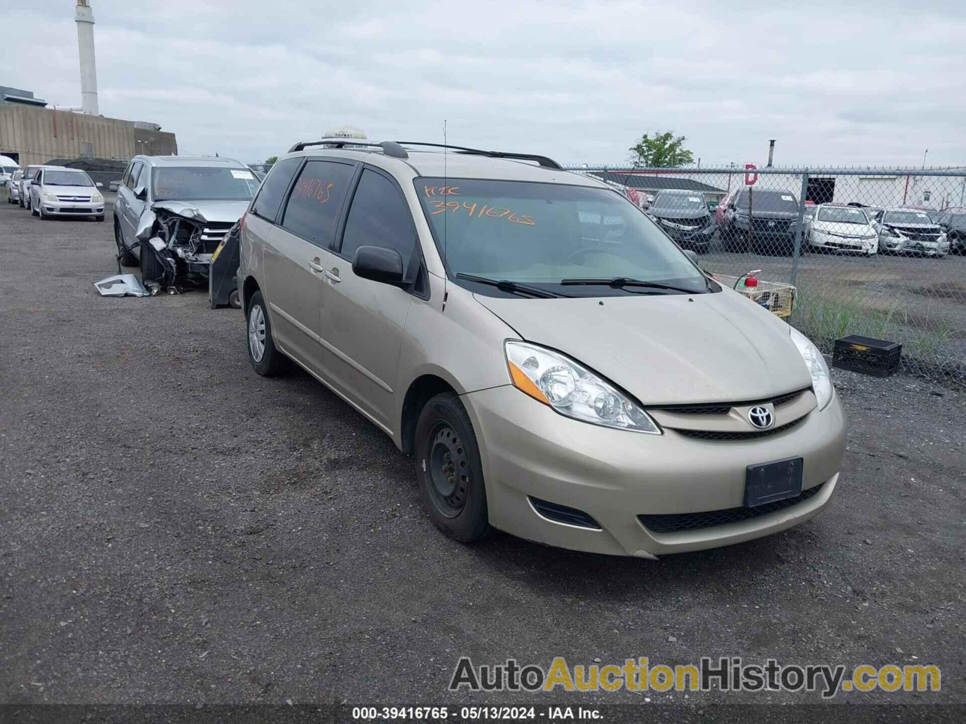 TOYOTA SIENNA CE, 5TDZK23C48S137003