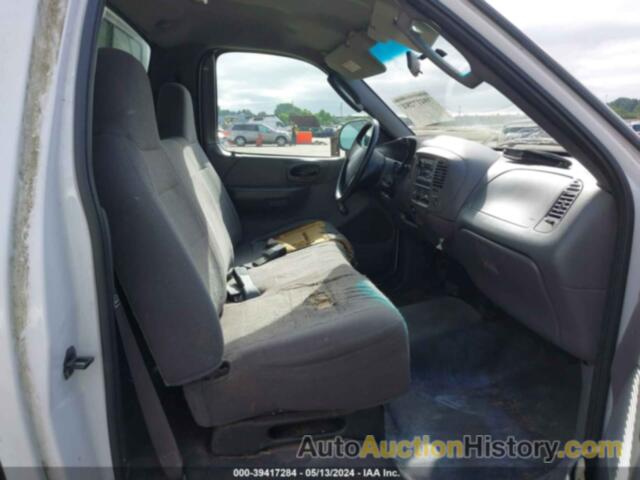 FORD F-150 XL/XLT, 1FTRF17253NA10565