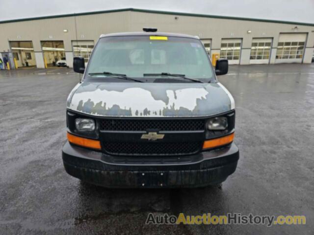 CHEVROLET EXPRESS G1500, 1GCFG15T031193618