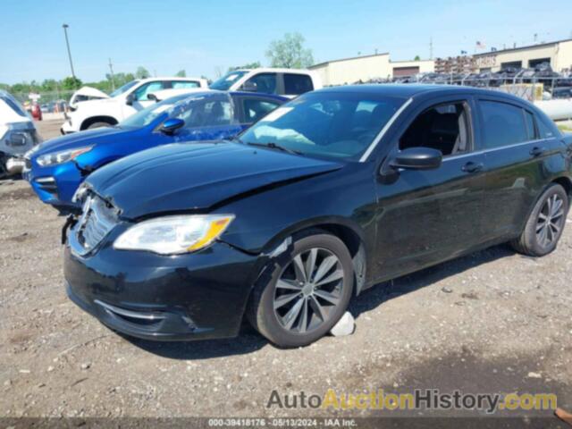 CHRYSLER 200 S, 1C3CCBHG9CN174324