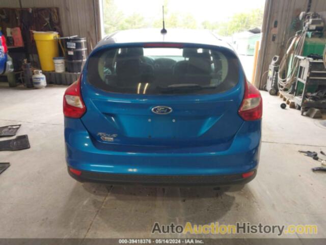 FORD FOCUS SE, 1FAHP3K27CL154759