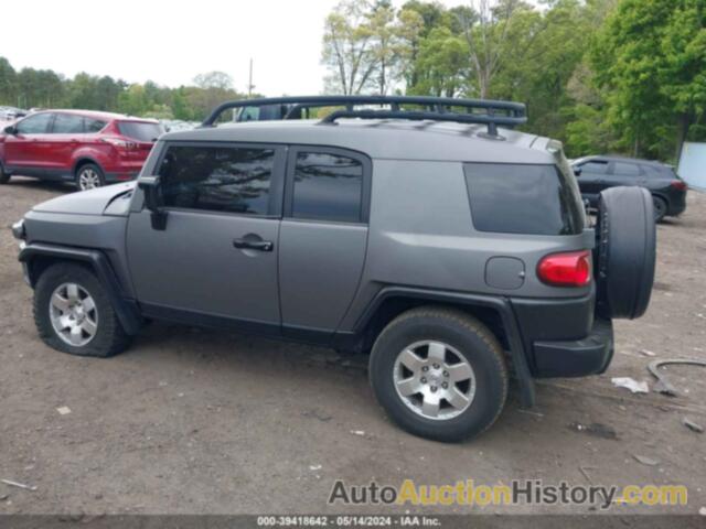 TOYOTA FJ CRUISER, JTEBU11F680105204