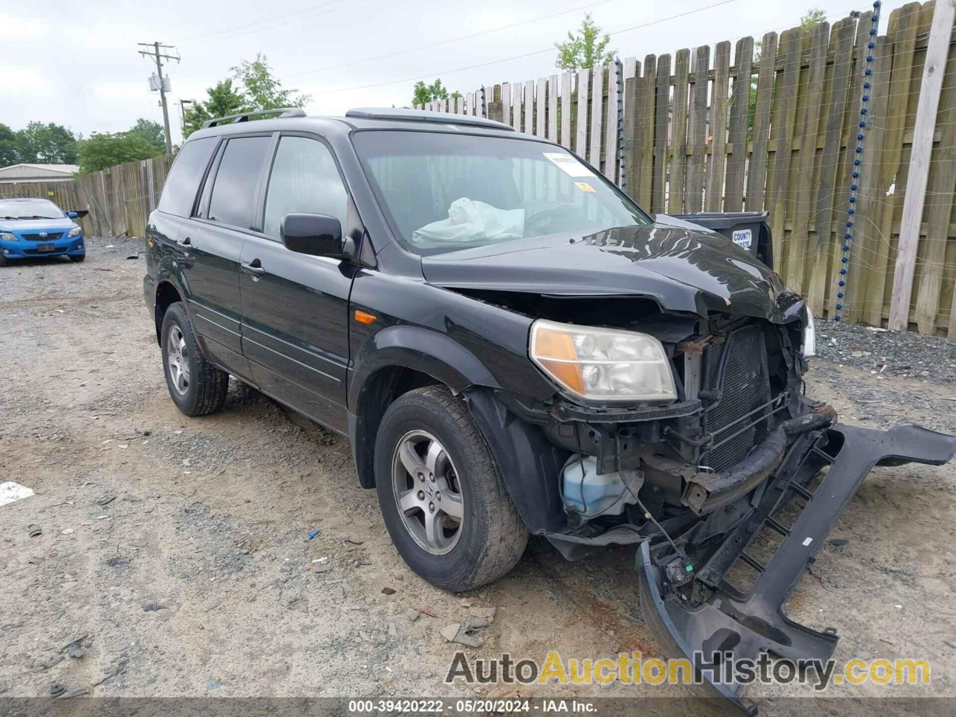 HONDA PILOT EX-L, 5FNYF18597B032013