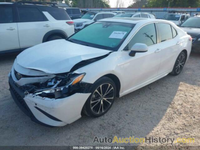 TOYOTA CAMRY SE, 4T1B11HK8JU102962