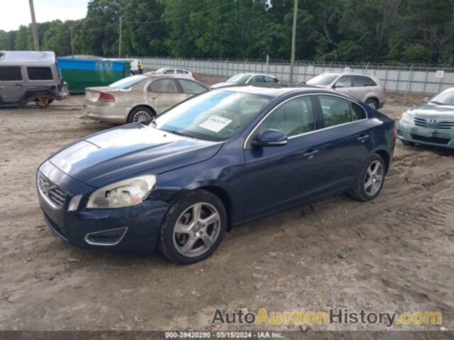 VOLVO S60 T5, YV1612FH1D2178570