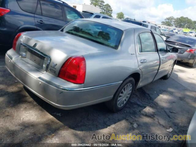 LINCOLN TOWN CAR SIGNATURE, 1LNHM81W94Y608000