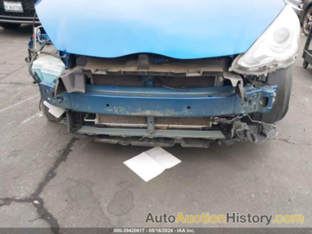 TOYOTA PRIUS C, JTDKDTB31G1139905