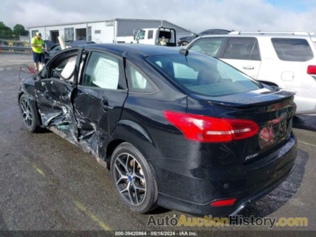 FORD FOCUS SE, 1FADP3F20GL389437