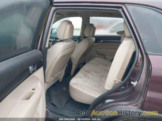 KIA SORENTO LX V6, 5XYKT4A25BG124009