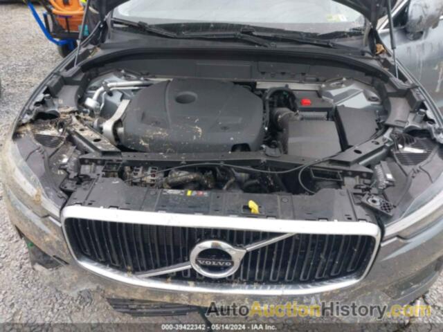 VOLVO XC60 T5 MOMENTUM, YV4102RK4M1798343