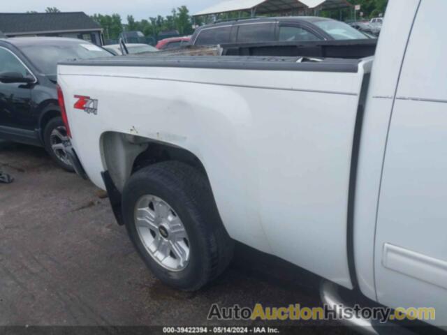 CHEVROLET SILVERADO 1500 LT, 1GCRKSE78CZ213667