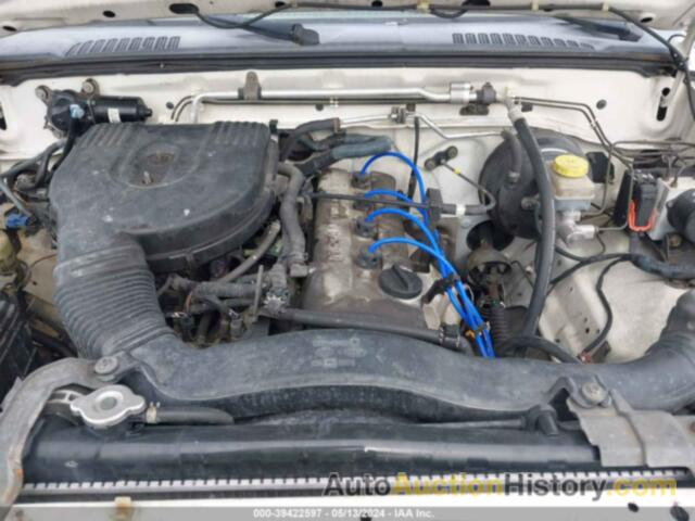 NISSAN FRONTIER XE, 1N6DD26T04C451997