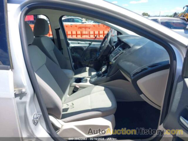 FORD FOCUS SE, 1FADP3F25DL186135