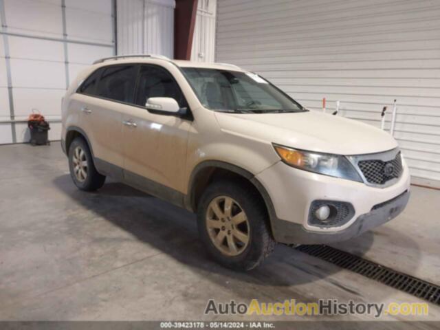 KIA SORENTO LX, 5XYKT3A1XBG131135